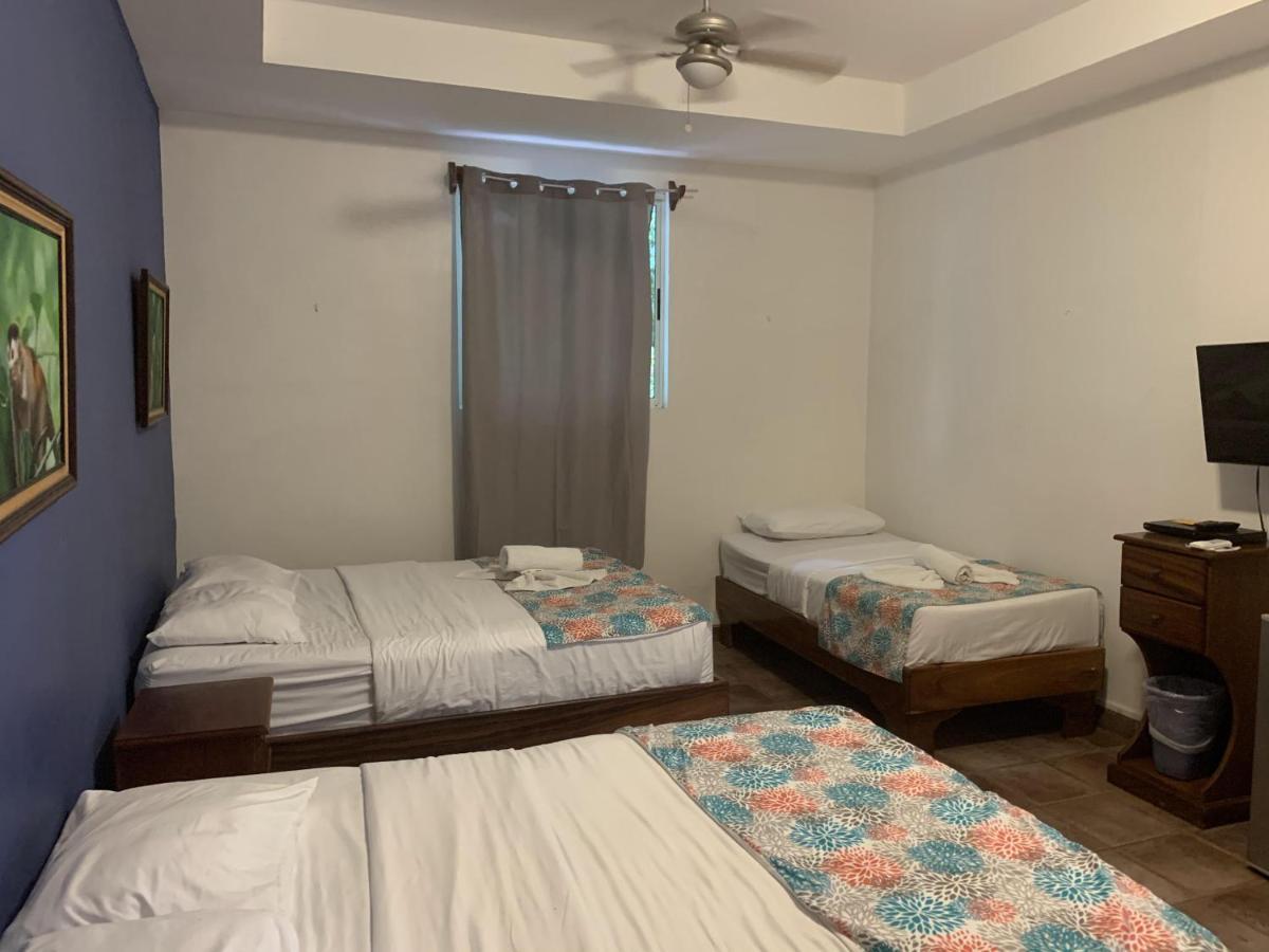 La Posada Jungle Hotel Мануел Антонио Екстериор снимка
