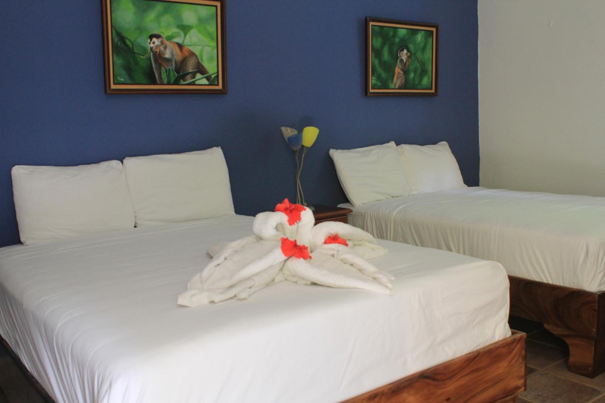 La Posada Jungle Hotel Мануел Антонио Стая снимка
